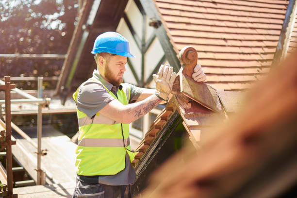 Best Local Roofing Companies  in Lden, MA